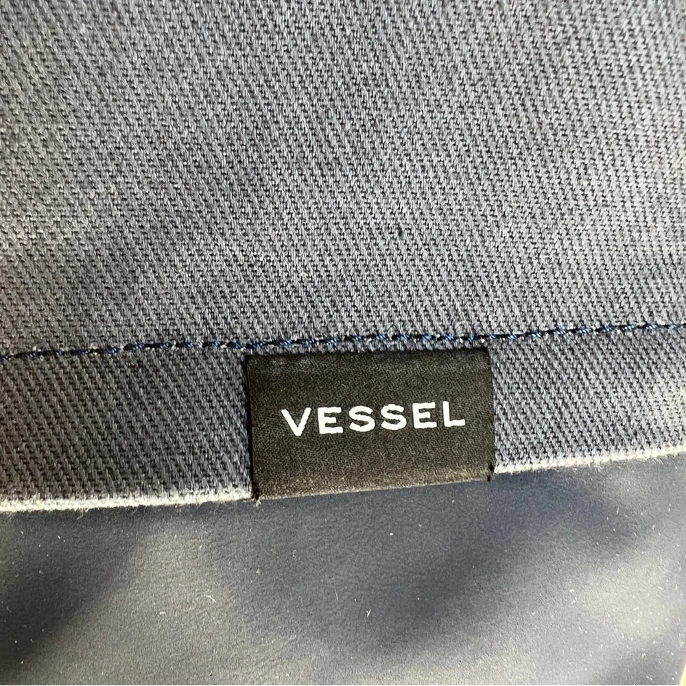 VESSEL TOTE BAG CROSSOVER CANVAS LAPTOP CASE Excellent Pre-Owned Condition